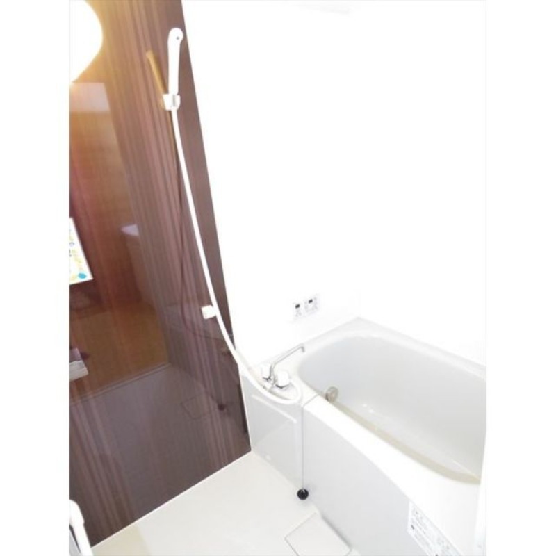 バス・シャワールーム　図面と現状に相違がある場合には現状を優先