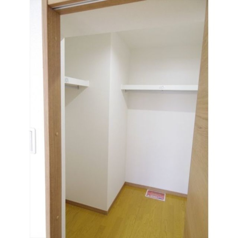 収納　図面と現状に相違がある場合には現状を優先