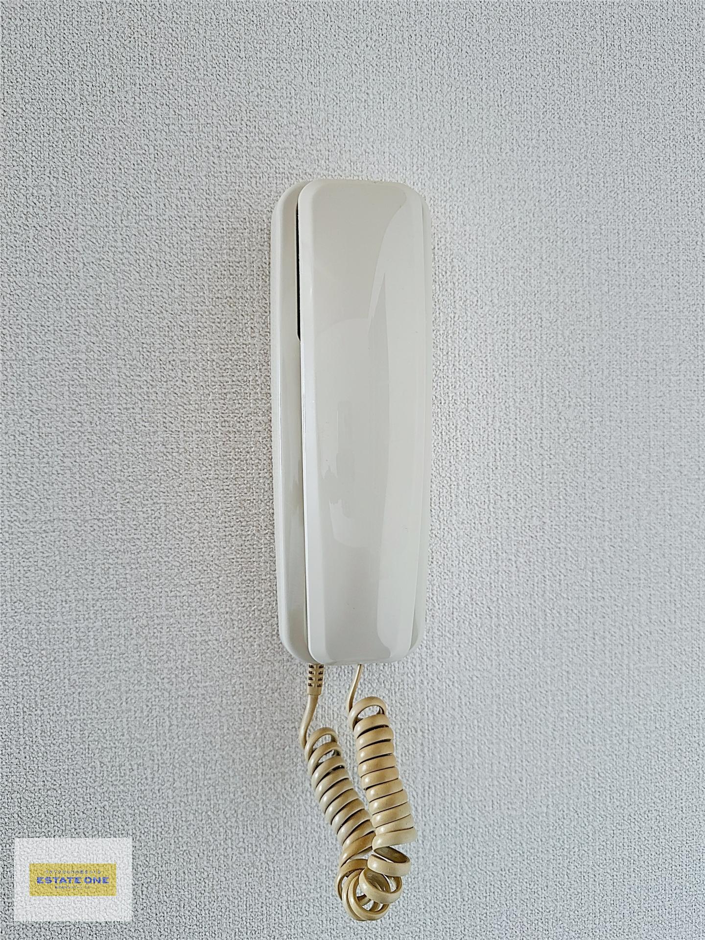 セキュリティ　来客を確認できるインターホン付き◎