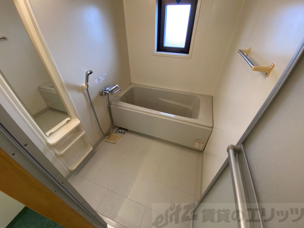 バス・シャワールーム　バルコニー