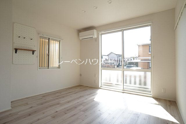 居室・リビング　参考別部屋写真