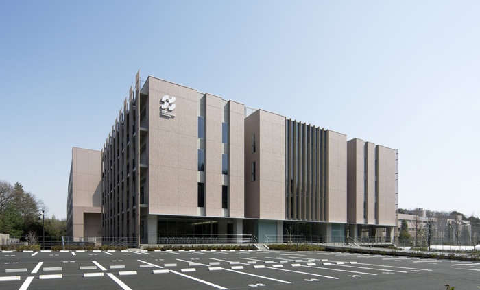 大学・短大　私立昭和薬科大学（大学・短大）まで667m