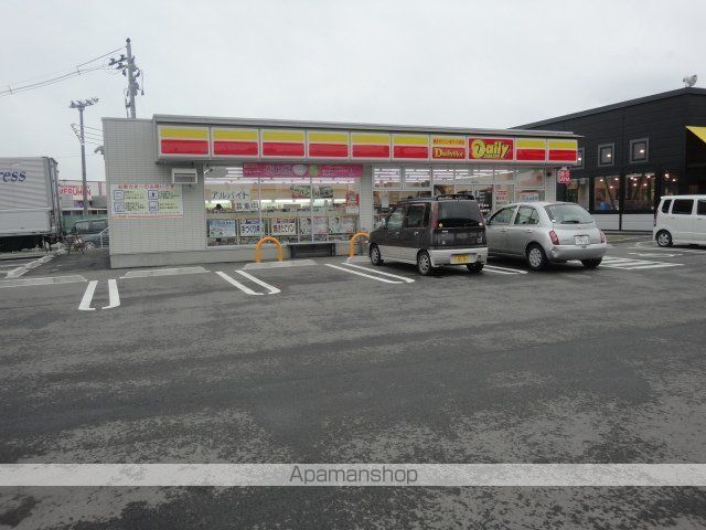 コンビニ　デイリーヤマザキ仙台中野店（コンビニ）まで852m