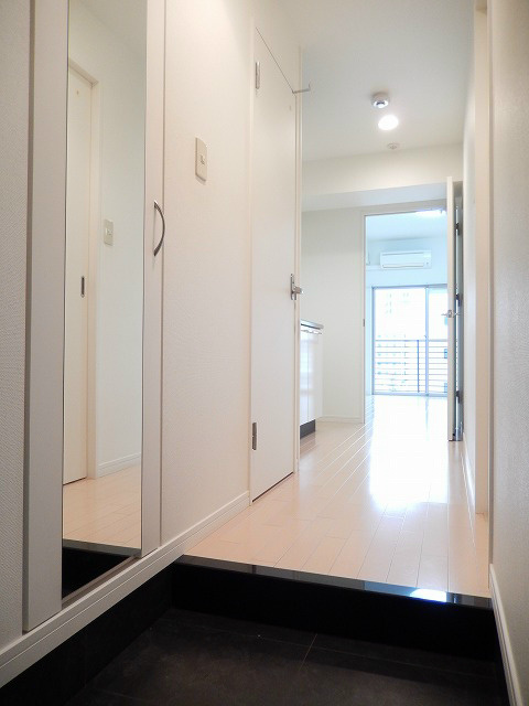 玄関　※写真と異なる場合は現状優先