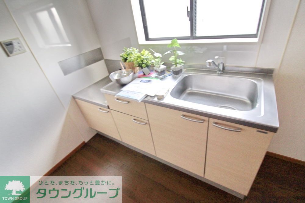 キッチン　※別部屋参考写真