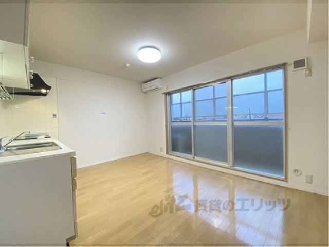 居室・リビング　居室