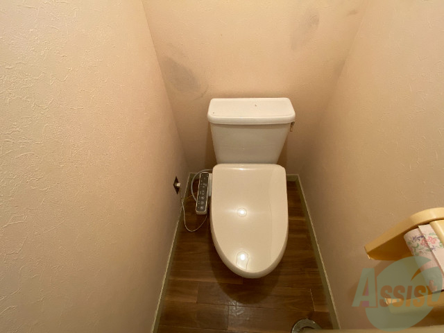 トイレ　温水洗浄便座で一年中に快適に暮らせますね。