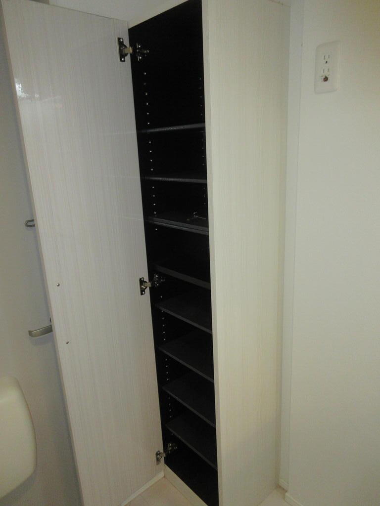 収納　シューズボックス