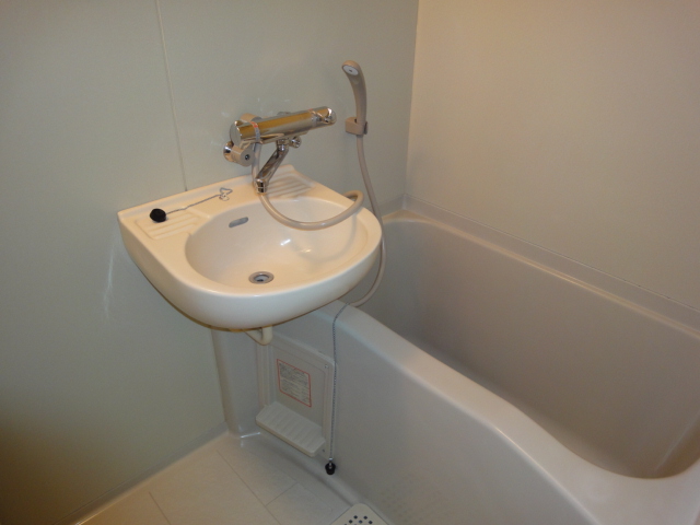バス・シャワールーム　バス