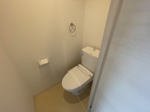 トイレ　落ち着いたトイレです