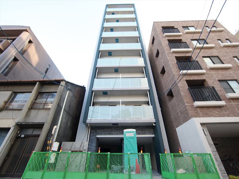 建物外観　外観　オートロックＴＶモニターホン防犯カメラ宅配BOX完備