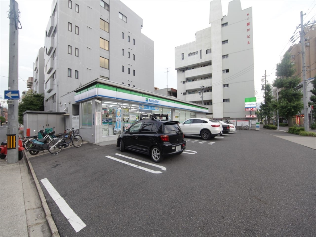 コンビニ　ファミリーマート 千種今池一丁目店 (コンビニ)（コンビニ）まで80m