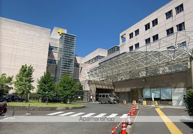 病院　横浜労災病院（病院）まで739m