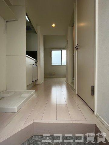 玄関　別号室イメージの為、現状を優先致します。