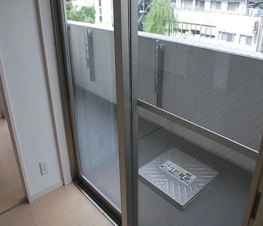 バルコニー　アーデン麻布十番