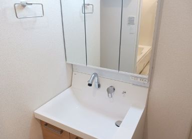 洗面設備　※同タイプ写真になります