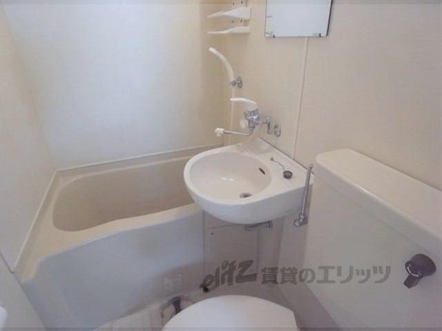 バス・シャワールーム　ユニットバス