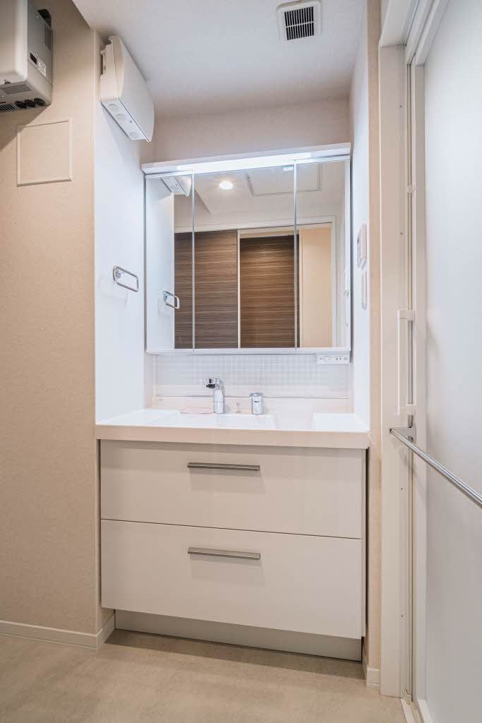 洗面設備　洗面化粧台