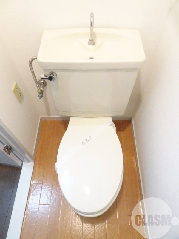 トイレ　ウォシュレット設置できます♪