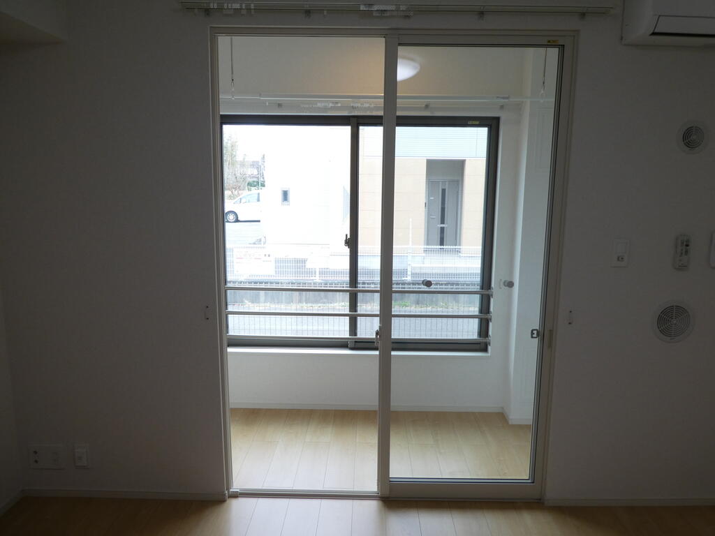 バルコニー　サンルーム付き