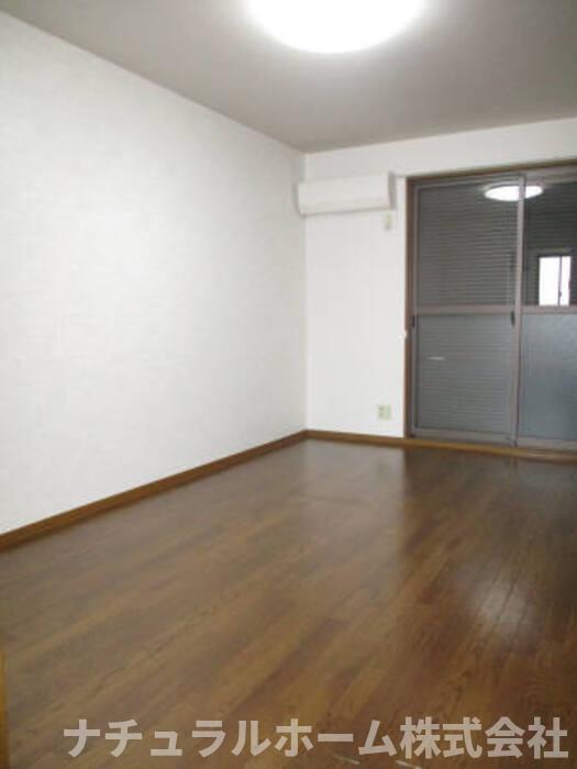 居室・リビング　LDK10.8帖 エアコン 照明付き