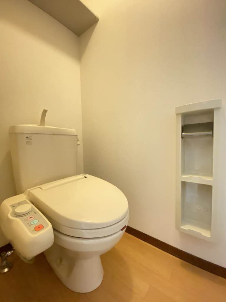 トイレ　トイレ