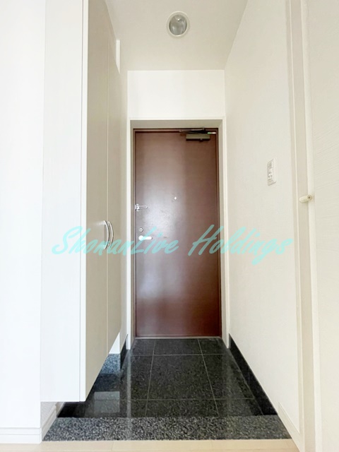 玄関　お履き物が多い方にもおすすめ♪