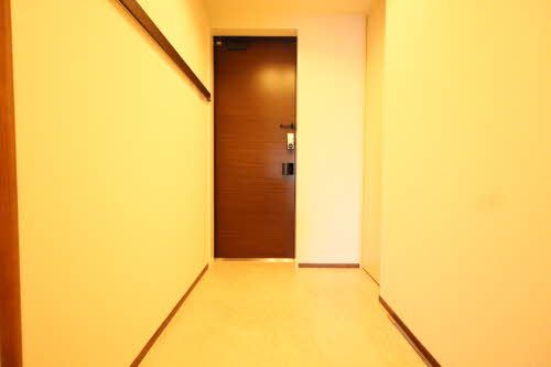 玄関　３０２