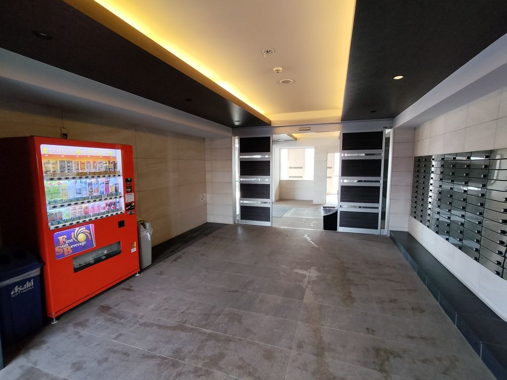 ロビー　エントランス