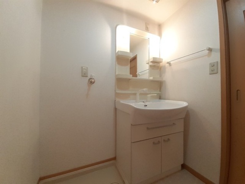 洗面設備　図面と現状に相違がある場合には現状を優先