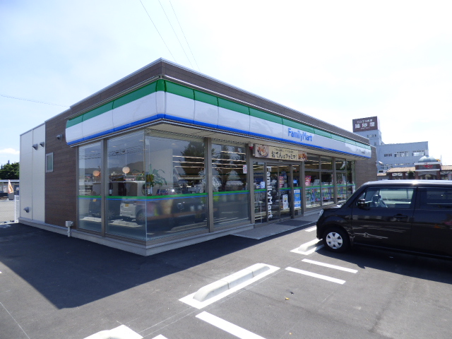 コンビニ　ファミリーマート今津店（コンビニ）まで227m