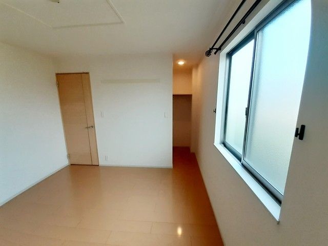 収納　ウォークインクローゼット