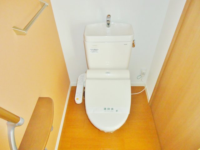 グランドール川口 D棟のトイレ写真