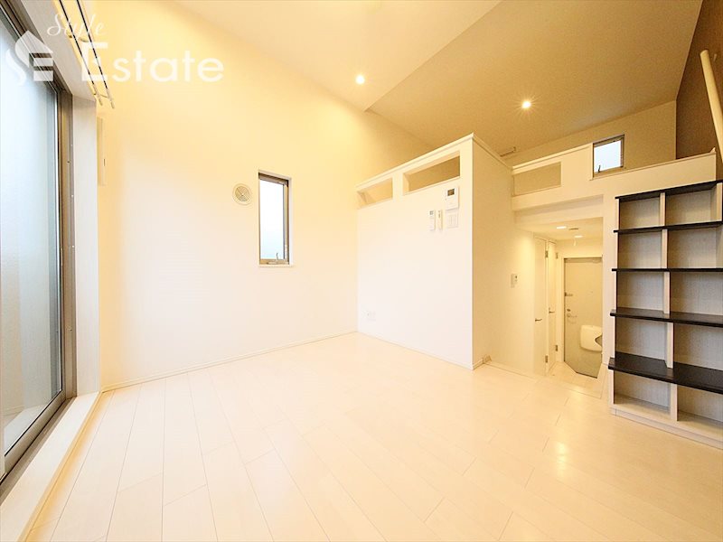 居室・リビング　リビング