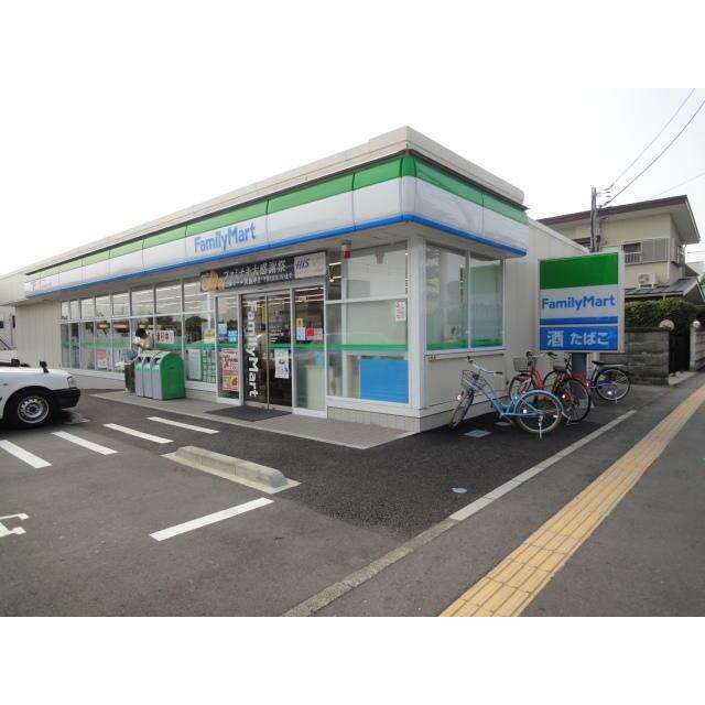 コンビニ　ファミリーマート藤沢湘南台四丁目店（コンビニ）まで402m