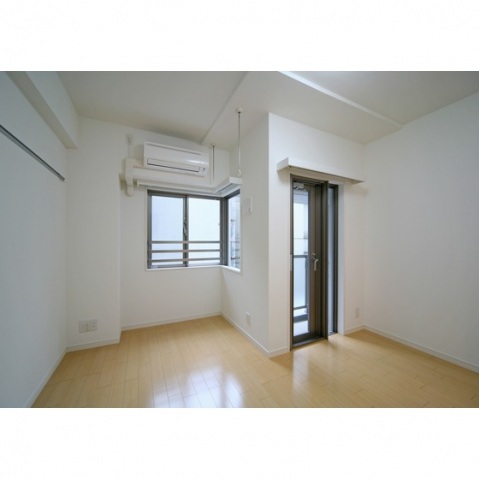 居室・リビング　居室