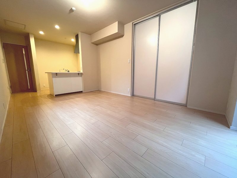 居室・リビング　別号室参考写真