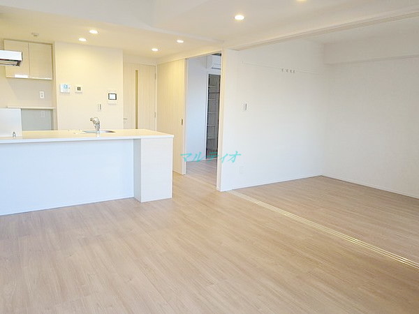 居室・リビング　洋室