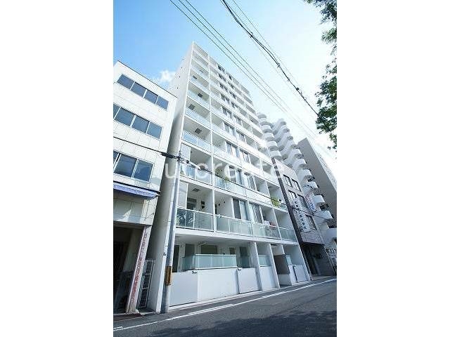 建物外観　市内で高い人気を誇る靭公園周辺エリア。