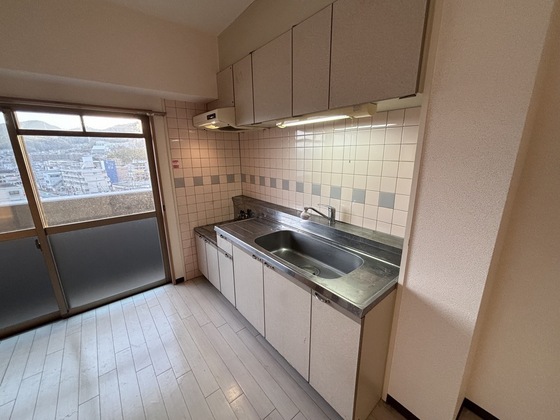 キッチン　※別部屋の写真です