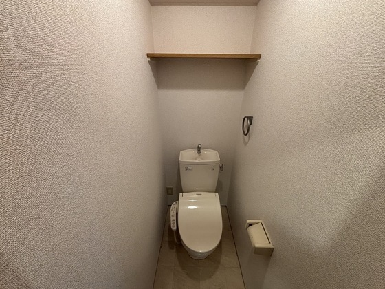 トイレ　※別部屋の写真です