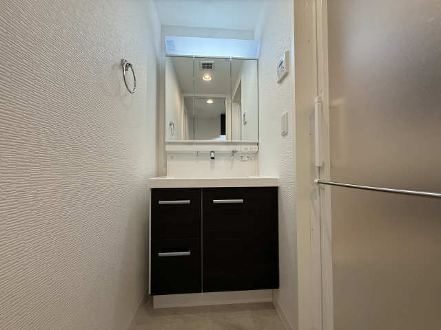 洗面設備　同一タイプ