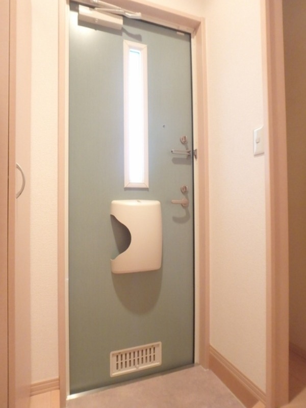 玄関　図面と現状に相違がある場合には現状を優先