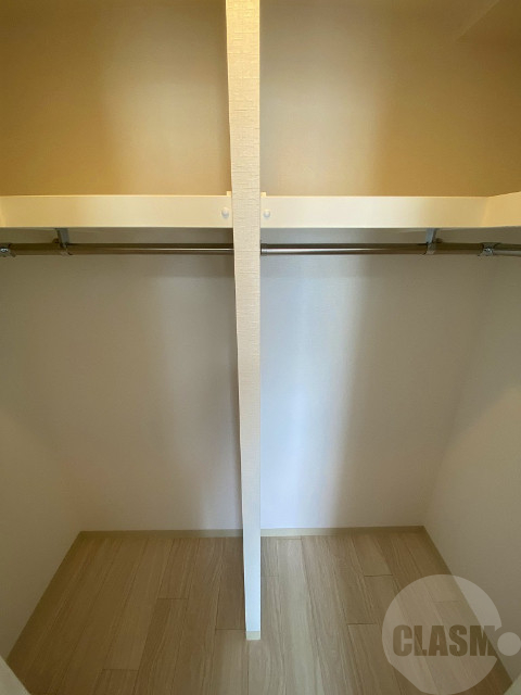 収納　収納は二列式