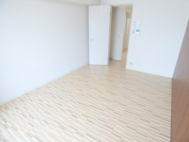 居室・リビング　洗練された清潔感漂う清楚な仕上がり♪