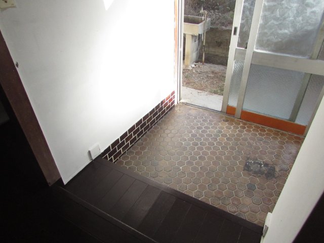 由良1丁目一戸建の玄関写真