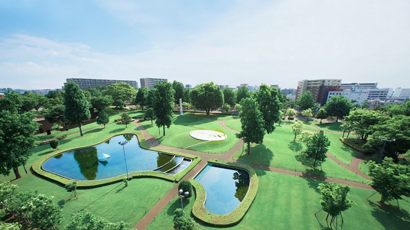 公園　リーニュ・ブランシュの庭（公園）まで900m