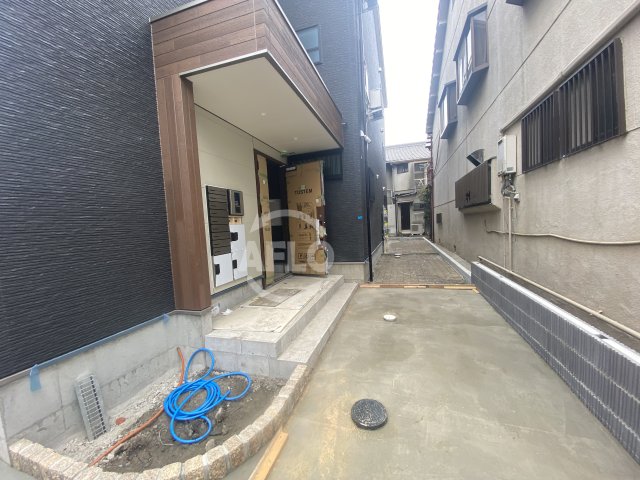 エントランス　ルミエール今里　エントランス