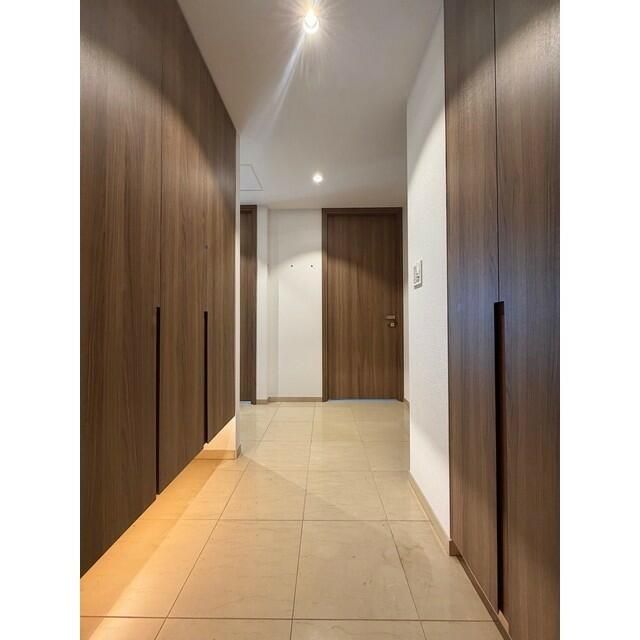 玄関　※別部屋参照