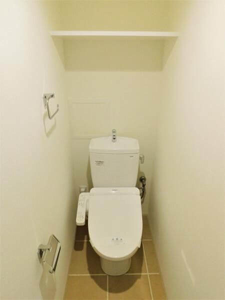 トイレ　■温水洗浄便座